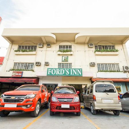 Vaccinated Staff - Oyo 465 Ford'S Inn Cebu Luaran gambar